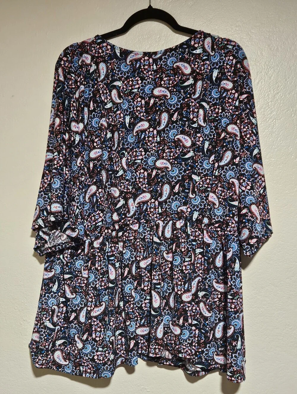 Plus-Size Paisley V-Neck Tunic Top - Navy/Multi